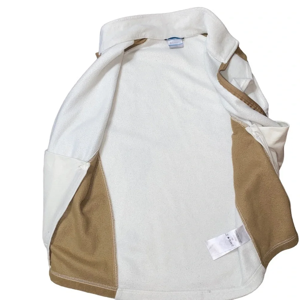 Columbia men’s‎ fleece vest size medium.